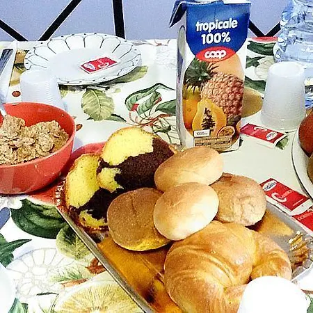 Arcobaleno Bed and Breakfast Πίζα